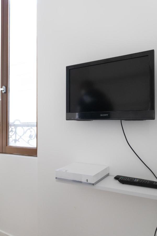 Le Chic Audonien - Cozy Nest Before Gates Of Paris - Access From Cdg & Orly Airports - Wi-Fi - Smart Tv Apartment Saint-Ouen  Ngoại thất bức ảnh
